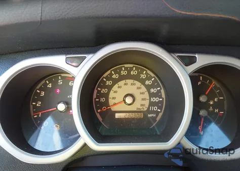 2004 Toyota 4Runner Sr5/Sport z USA, uszkodzony, nr VIN JTEBU14R040048434